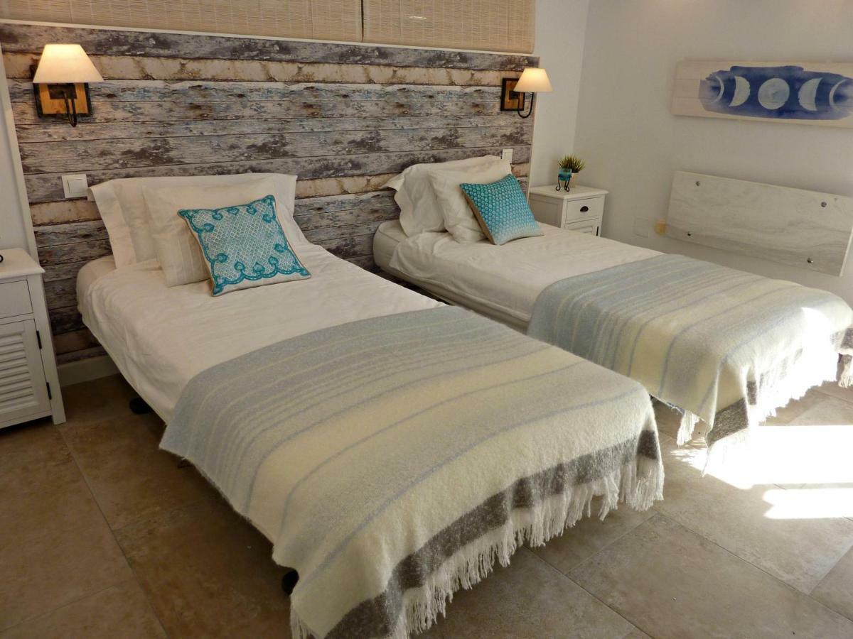 Villa Breeze Boutique Guest Rooms, Marbella Sitio de Calahonda Exterior foto