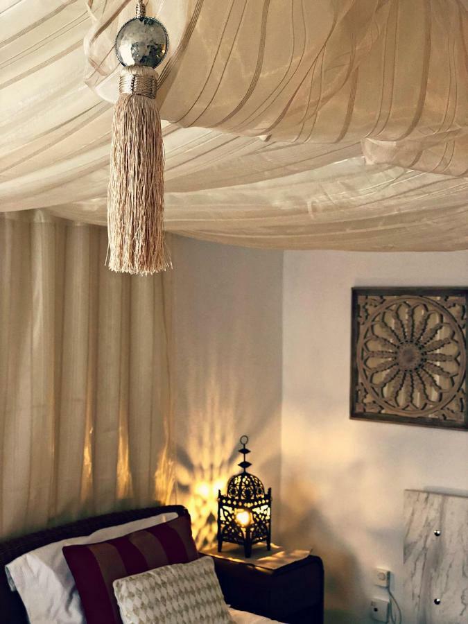 Villa Breeze Boutique Guest Rooms, Marbella Sitio de Calahonda Exterior foto